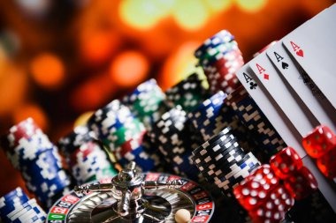 Winning combination payout display